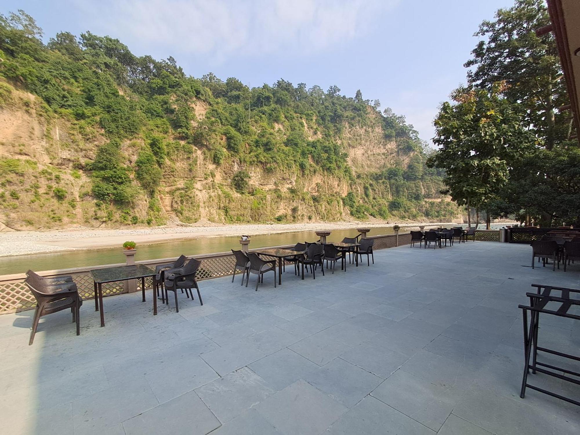 Bel-La Monde Hotel "Riverside" - Jim Corbett Garjia Exteriör bild