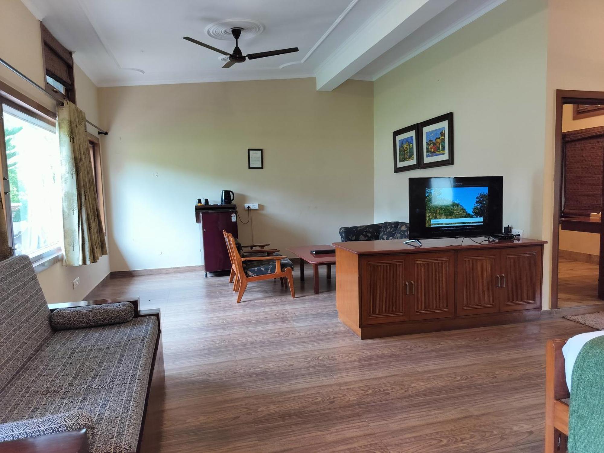 Bel-La Monde Hotel "Riverside" - Jim Corbett Garjia Exteriör bild