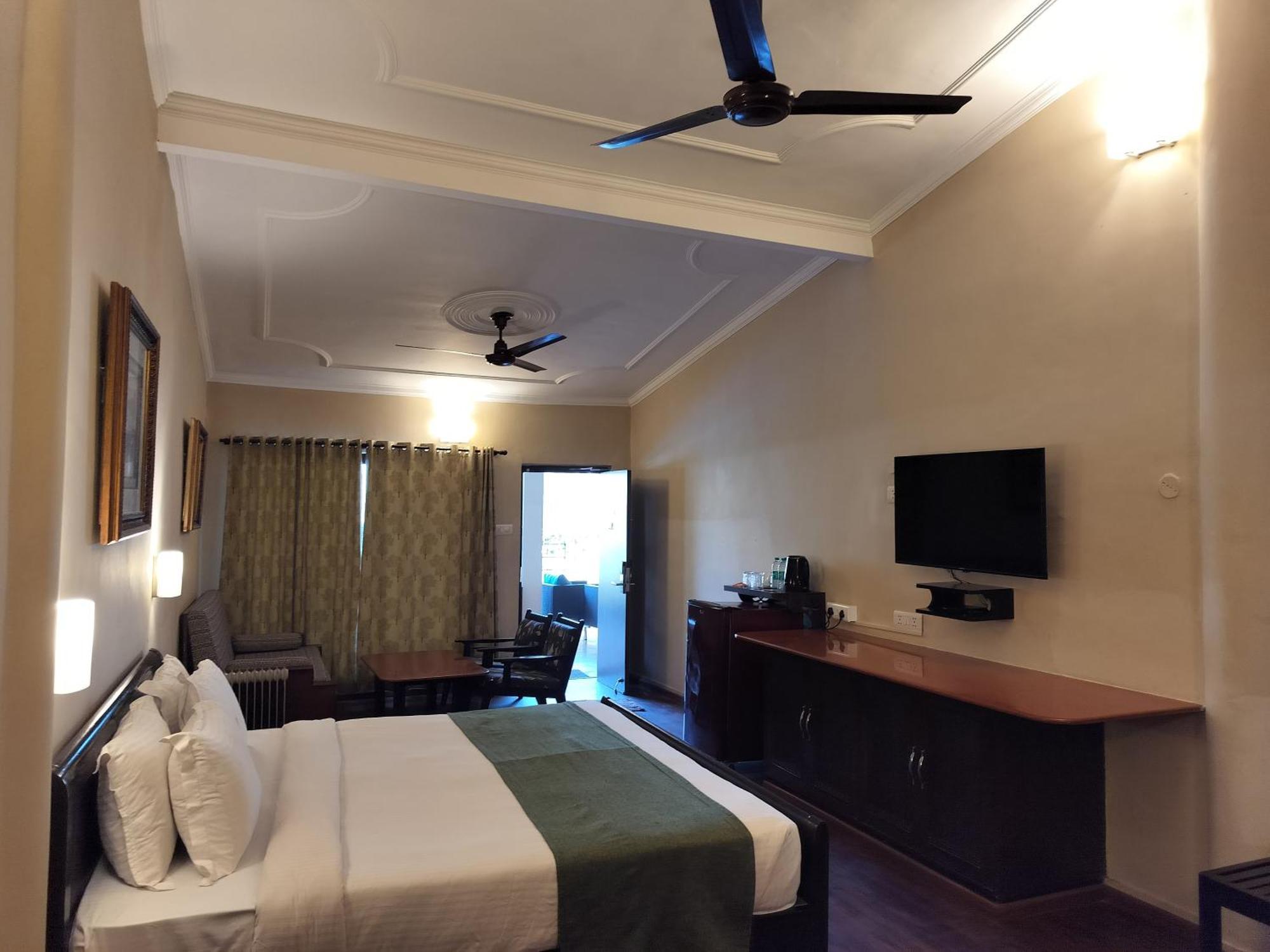 Bel-La Monde Hotel "Riverside" - Jim Corbett Garjia Exteriör bild