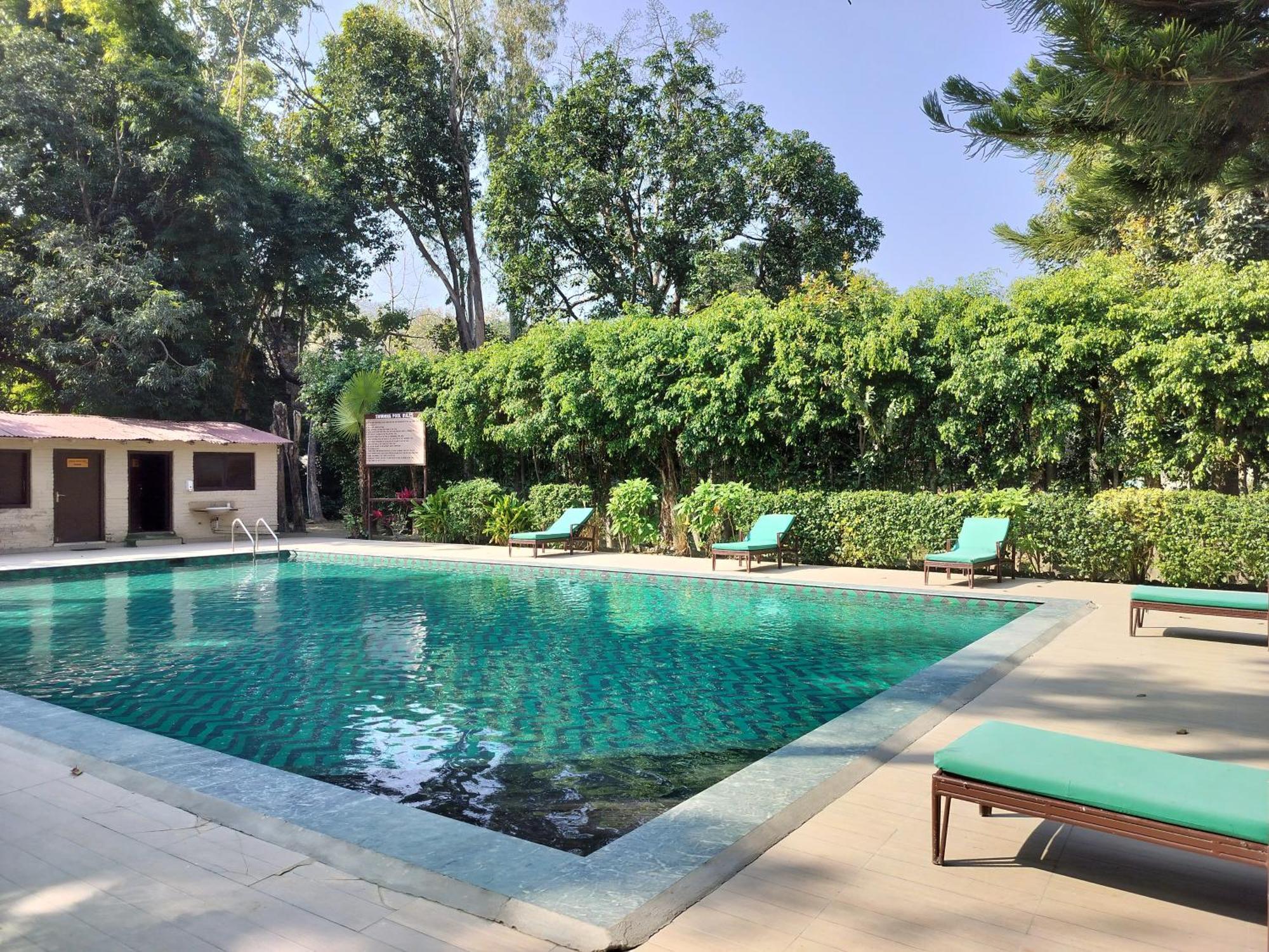 Bel-La Monde Hotel "Riverside" - Jim Corbett Garjia Exteriör bild